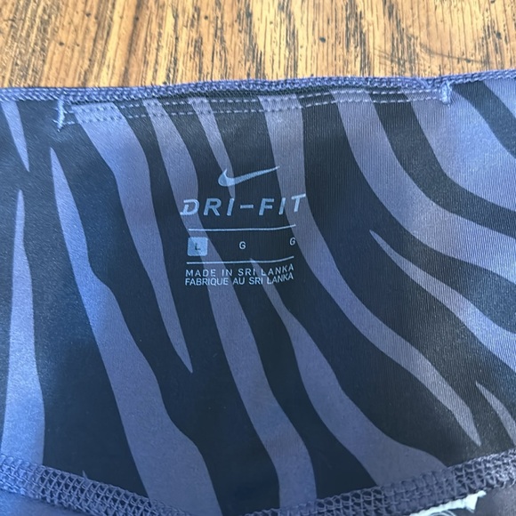 Nike Dri-Fit Leggings Size Large - Picture 3 of 5